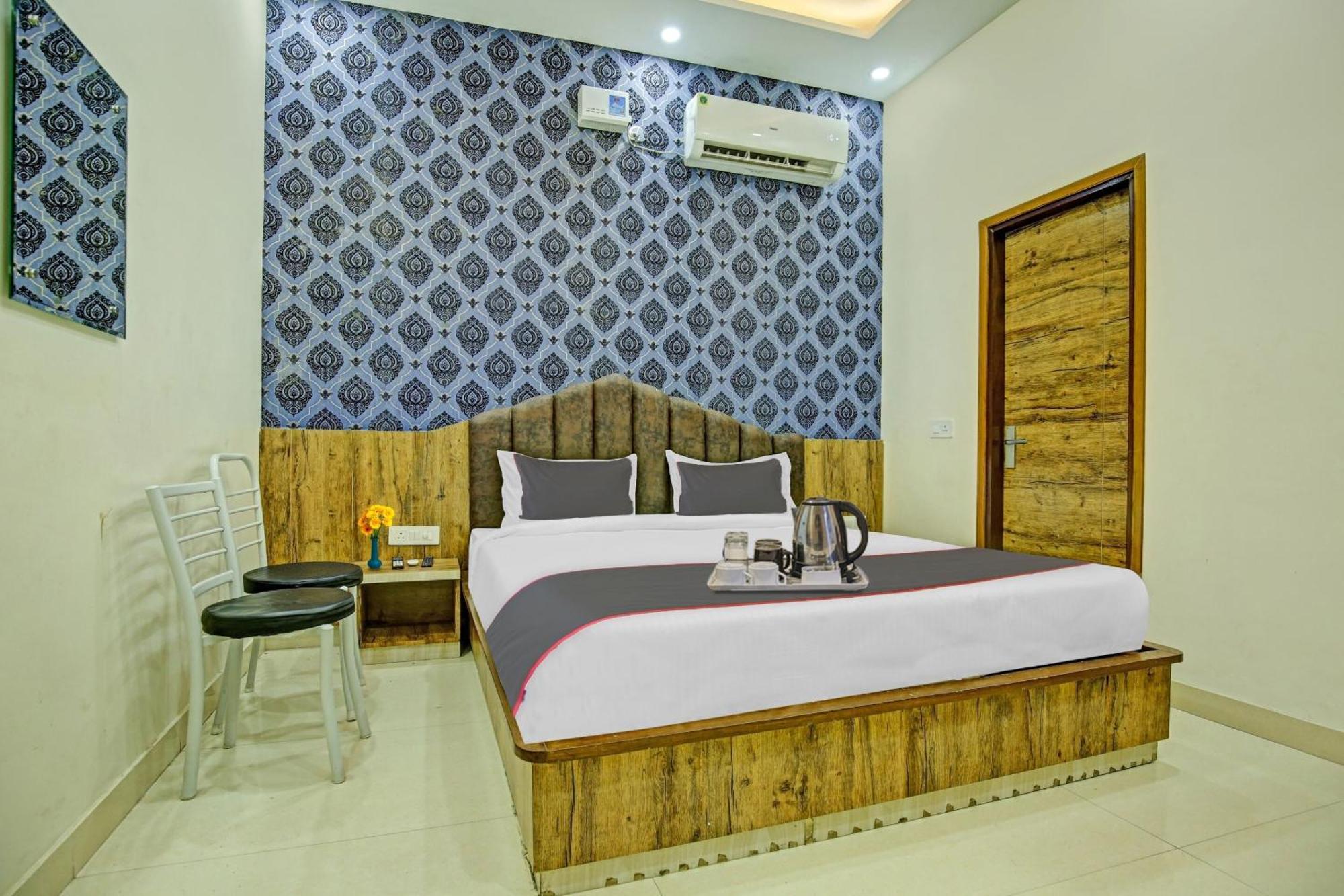 Collection O Rd Hotel Zirakpur 外观 照片