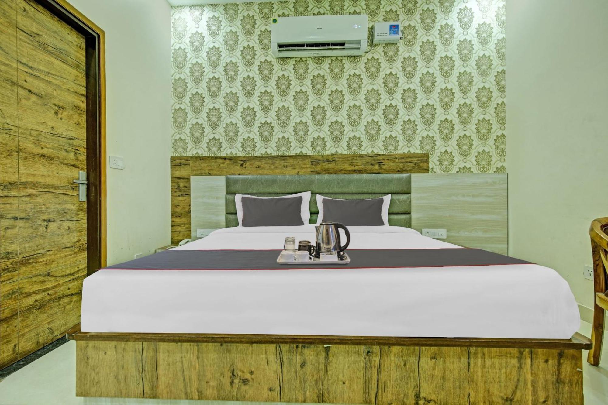 Collection O Rd Hotel Zirakpur 外观 照片
