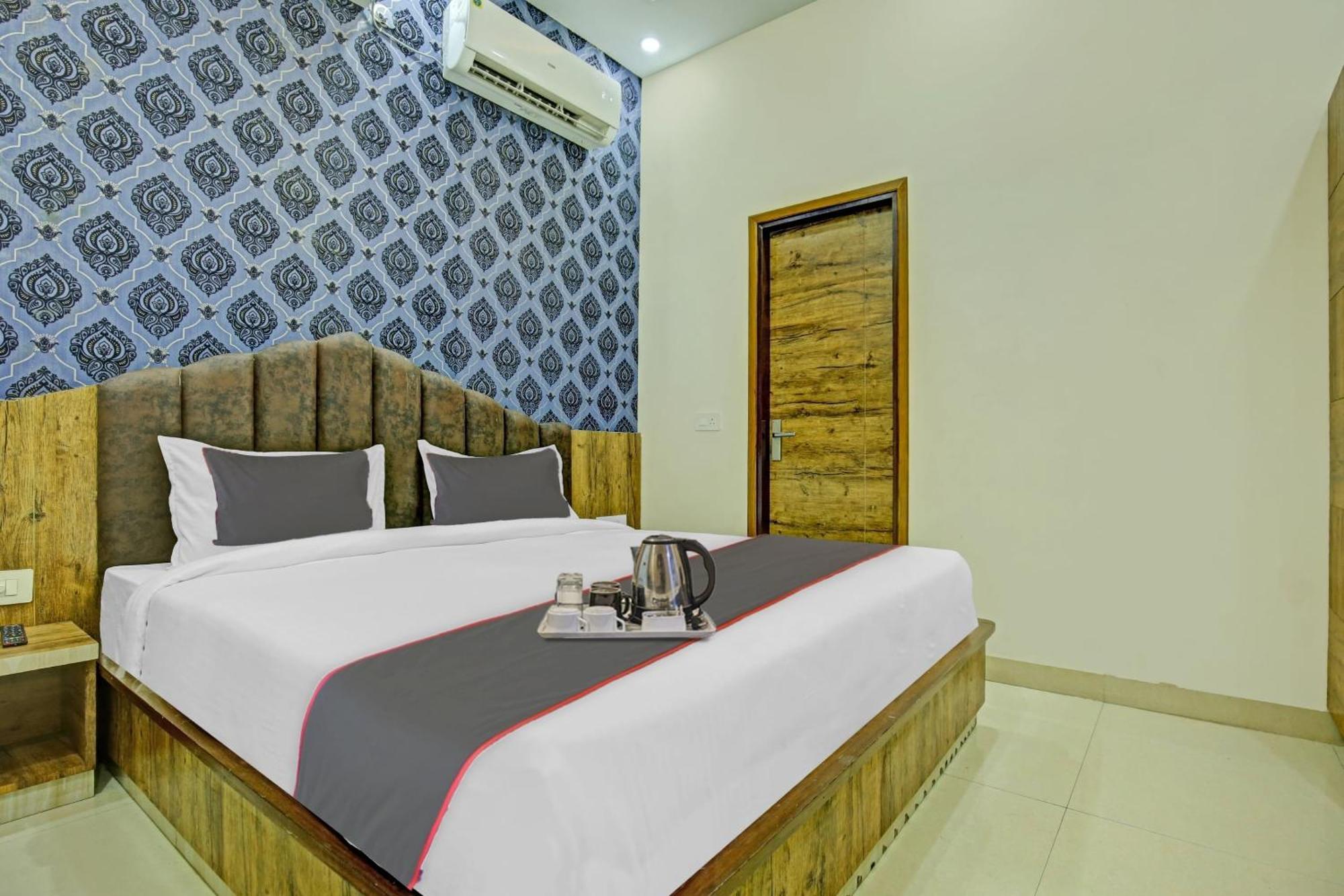 Collection O Rd Hotel Zirakpur 外观 照片